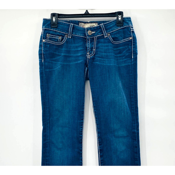 BKE Buckle Stella Stretch Cropped Jean Bling Rhinestone Pockets Med Wash Size 26 - Picture 3 of 10